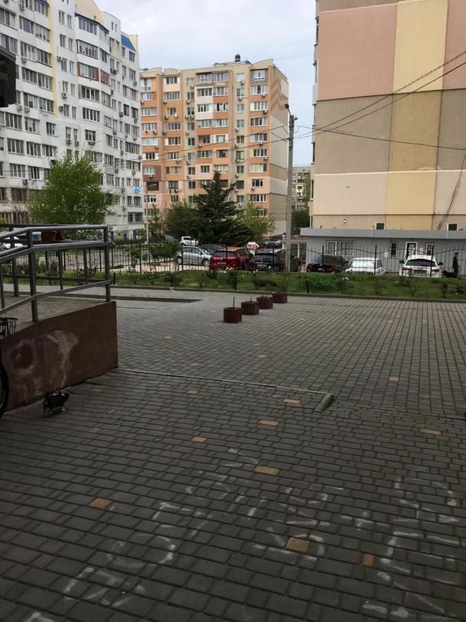 Новая 2Хком. Каартира Недалеко От Моря 敖德萨 外观 照片